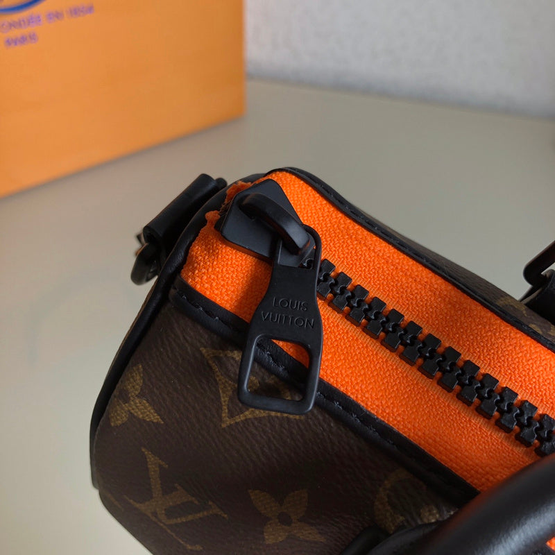 JB - LOV Travel Bags - 162