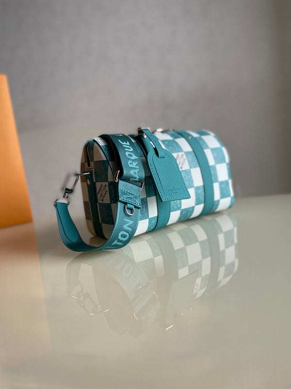 JB - LOV Travel Bags - 217