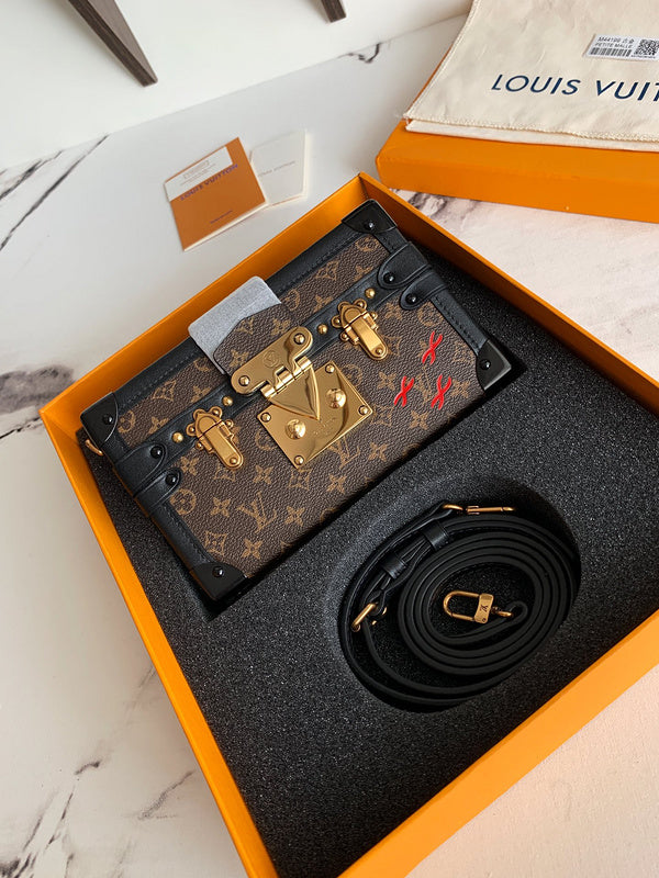 COZY - LV Bags - 4573