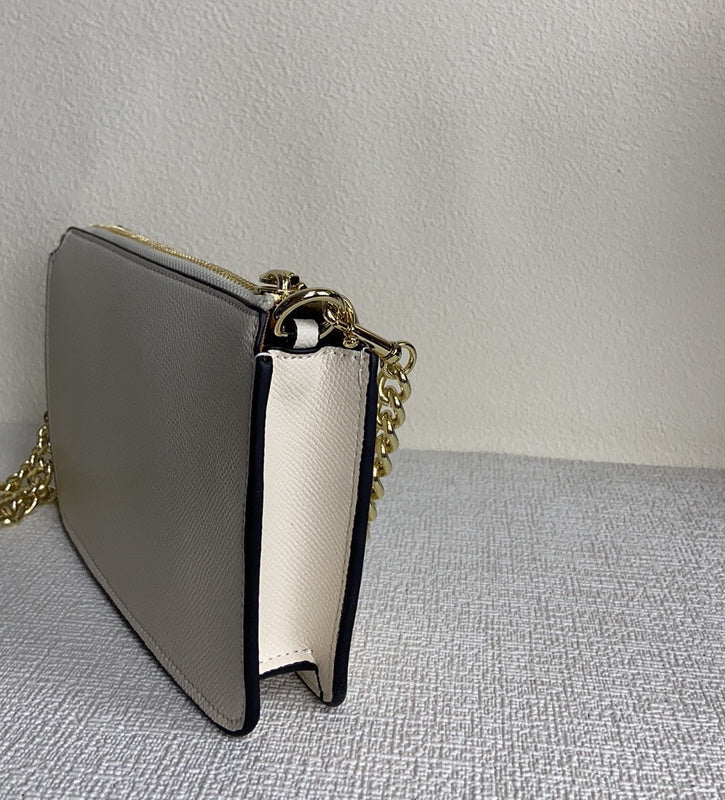 COZY - CAH Bags - 042
