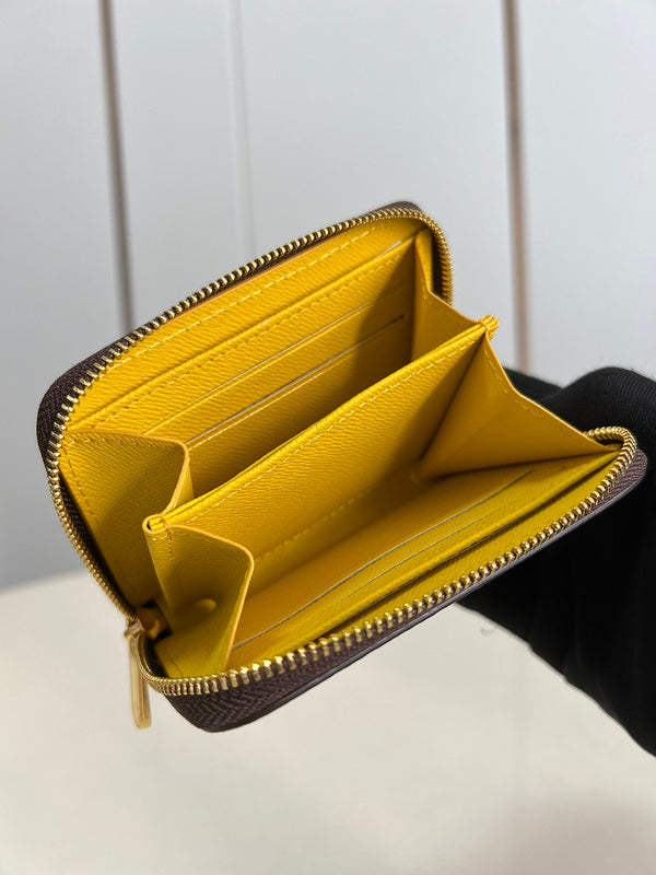 COZY - LOV Wallets - 431