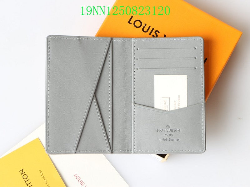 COZY BAGS - LOV Wallet - 076
