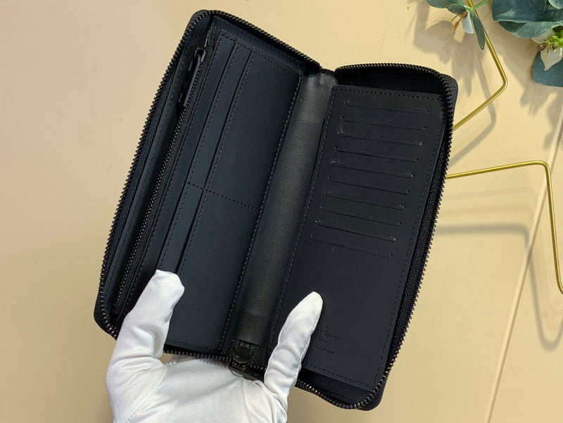 COZY - LOV Wallets - 231