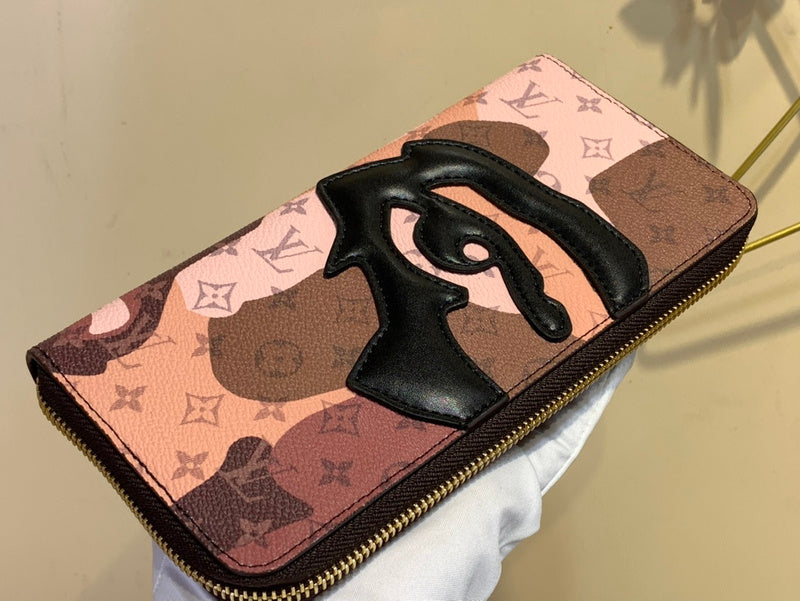 COZY - LOV Wallets - 015