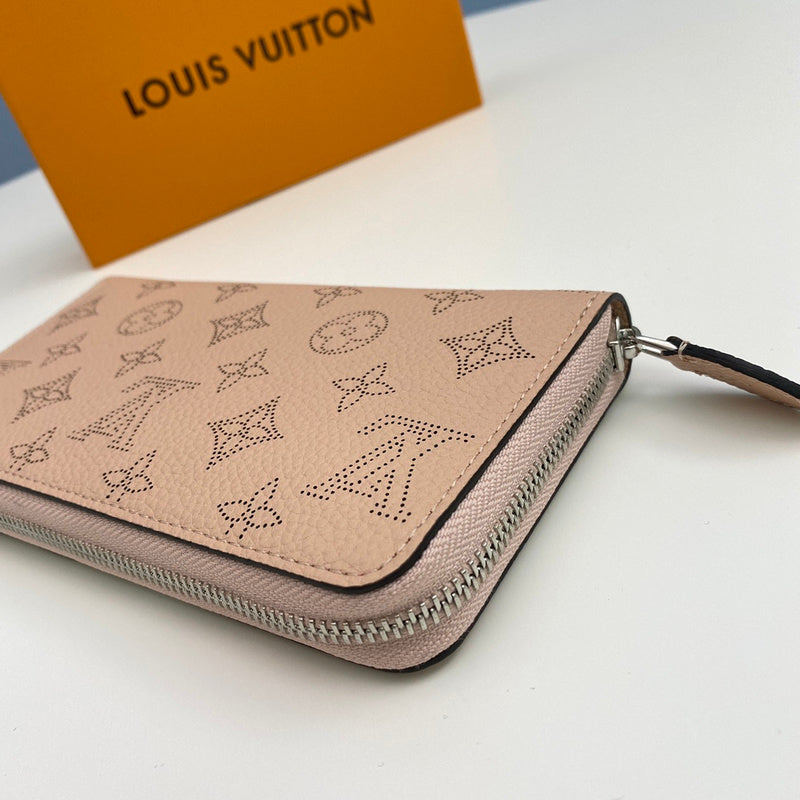 COZY - LOV Wallets - 514