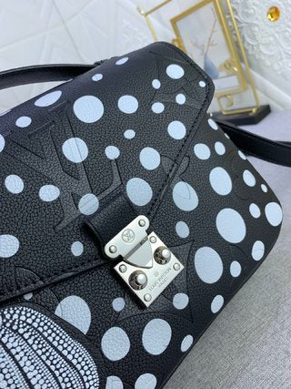 COZY BAGS - GUKI Women Bags - 1609