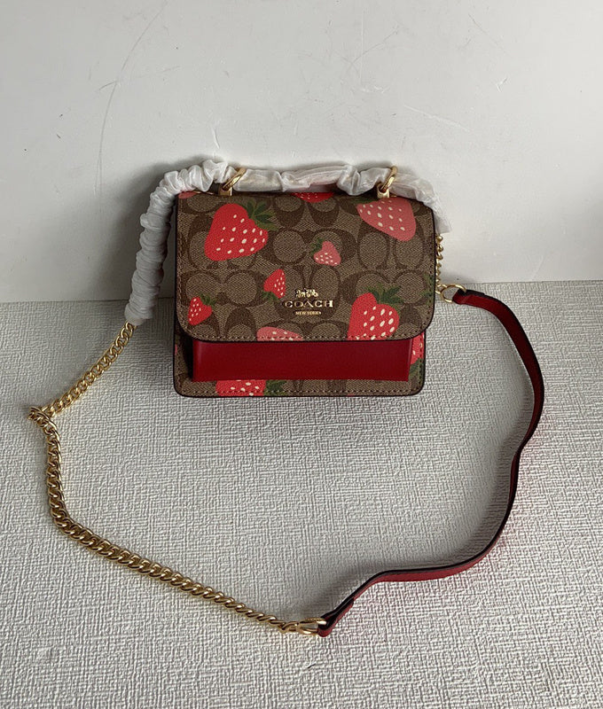 COZY - CAH Bags - 211