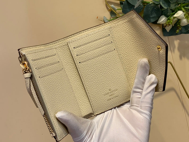 COZY - LOV Wallets - 498