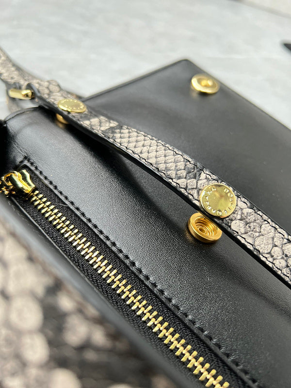 COZY - DAG Bags - 168