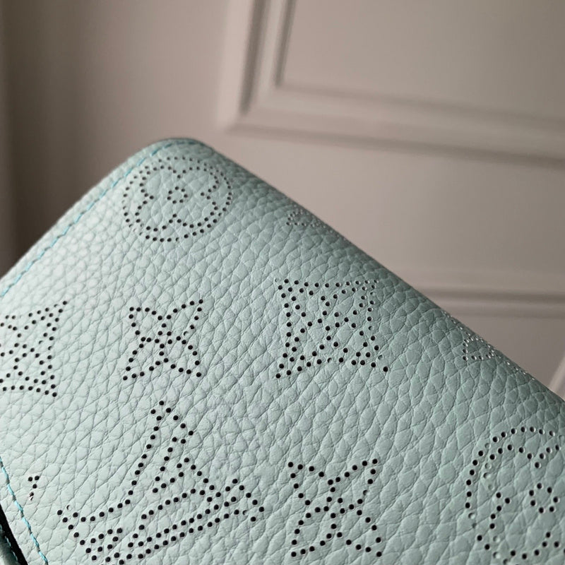 COZY - LOV Wallets - 226