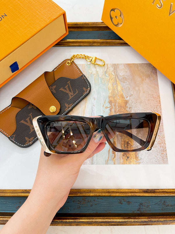 COZY - LOV Sunglasses - 104