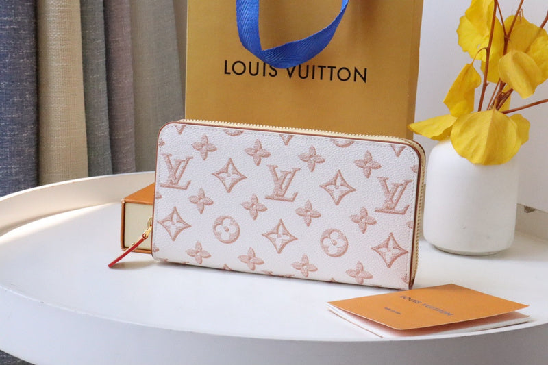 COZY - LOV Wallets - 476