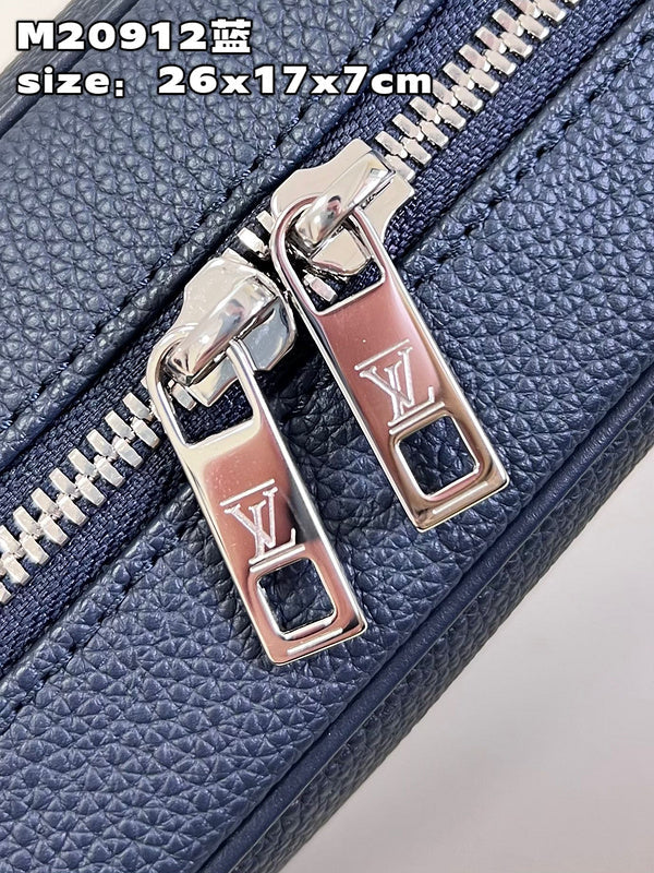 COZY - LOV Wallets - 385