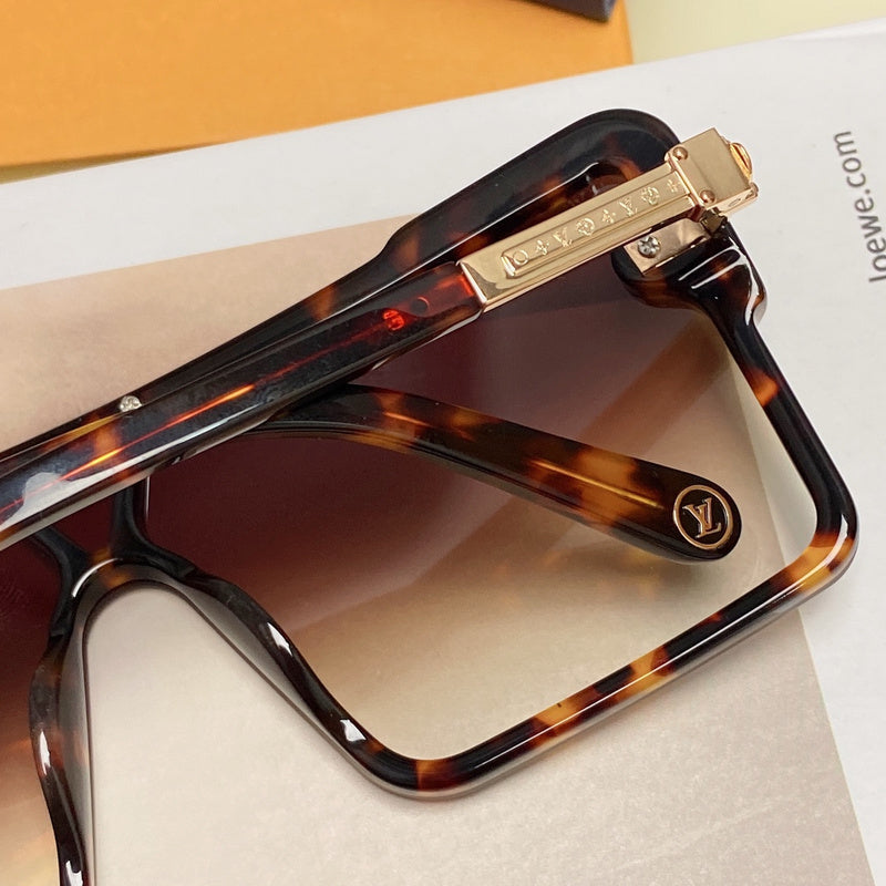 JB - LOV Sunglasses - 103