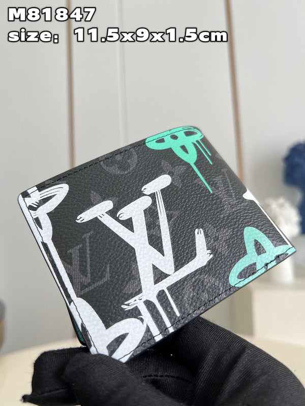 COZY - LOV Wallets - 384