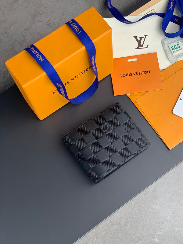 COZY - LOV Wallets - 237