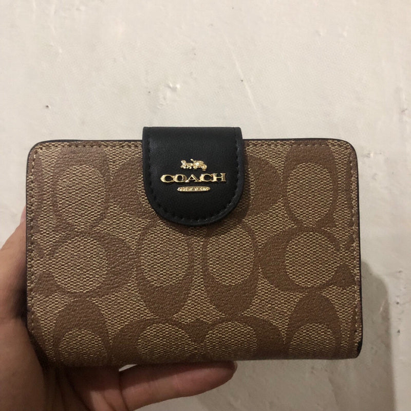 COZY - CAH Bags - 513