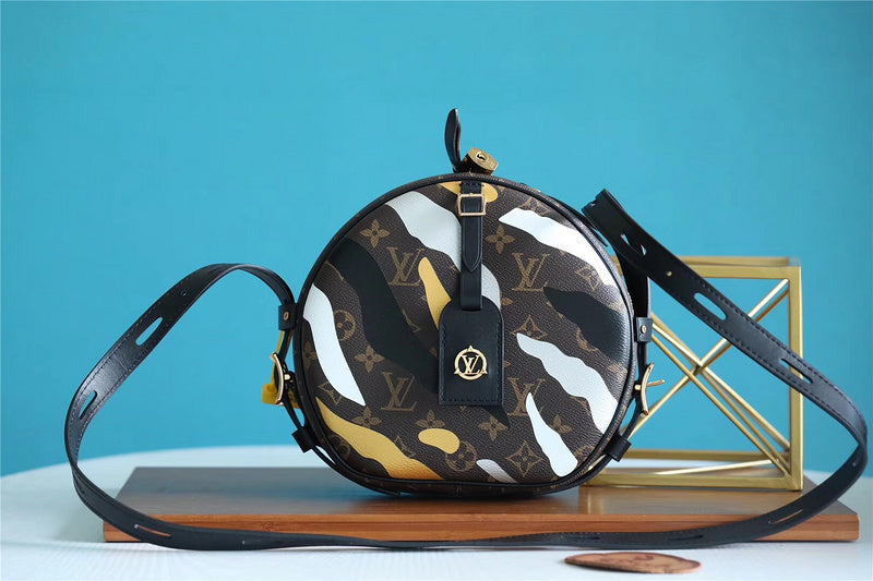 COZY - LOV Lady Bags - 1905