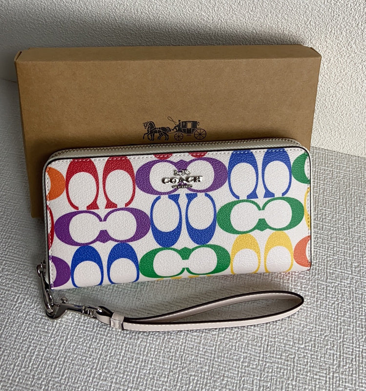 COZY - CAH Bags - 207
