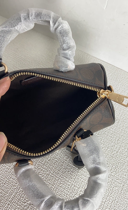 COZY - CAH Bags - 189