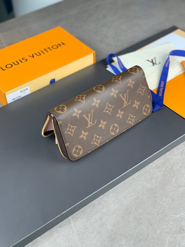 COZY - LOV Wallets - 164