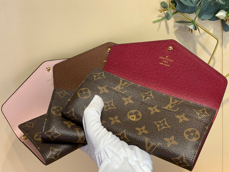 COZY - LOV Wallets - 172