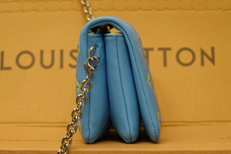 COZY BAGS - LOV Bags - 2010