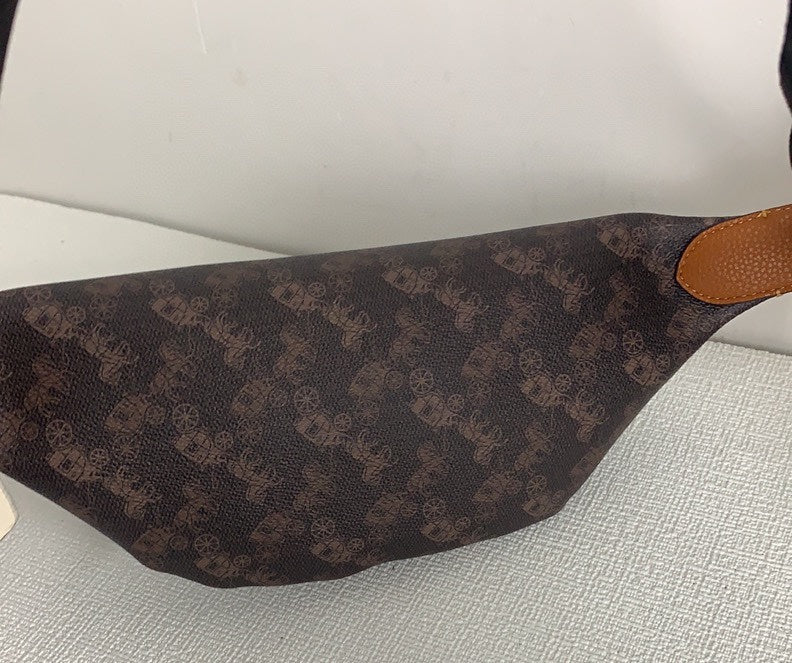 COZY - CAH Bags - 505