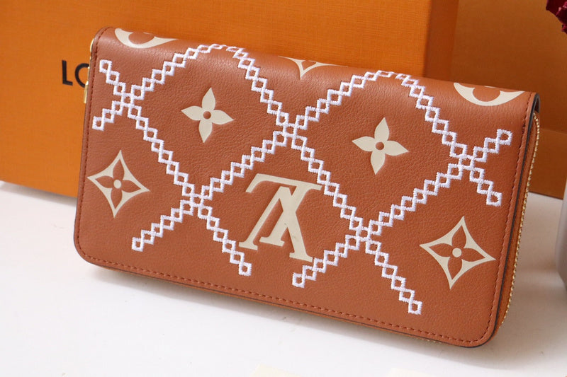 COZY BAGS - LOV Wallets - 652