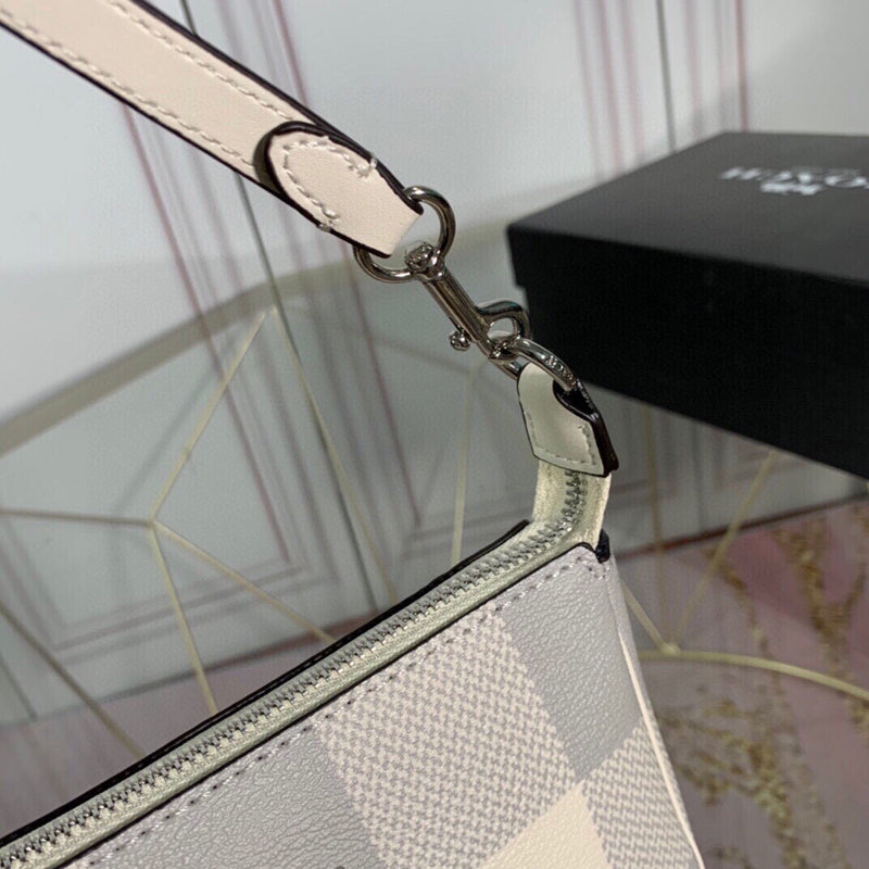 COZY - CAH Bags - 385