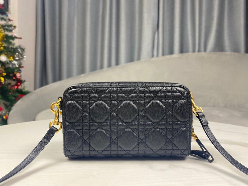 COZY - DOR Wallets - 086