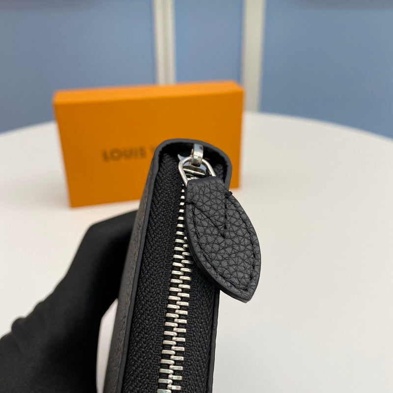 COZY - LOV Wallets - 515
