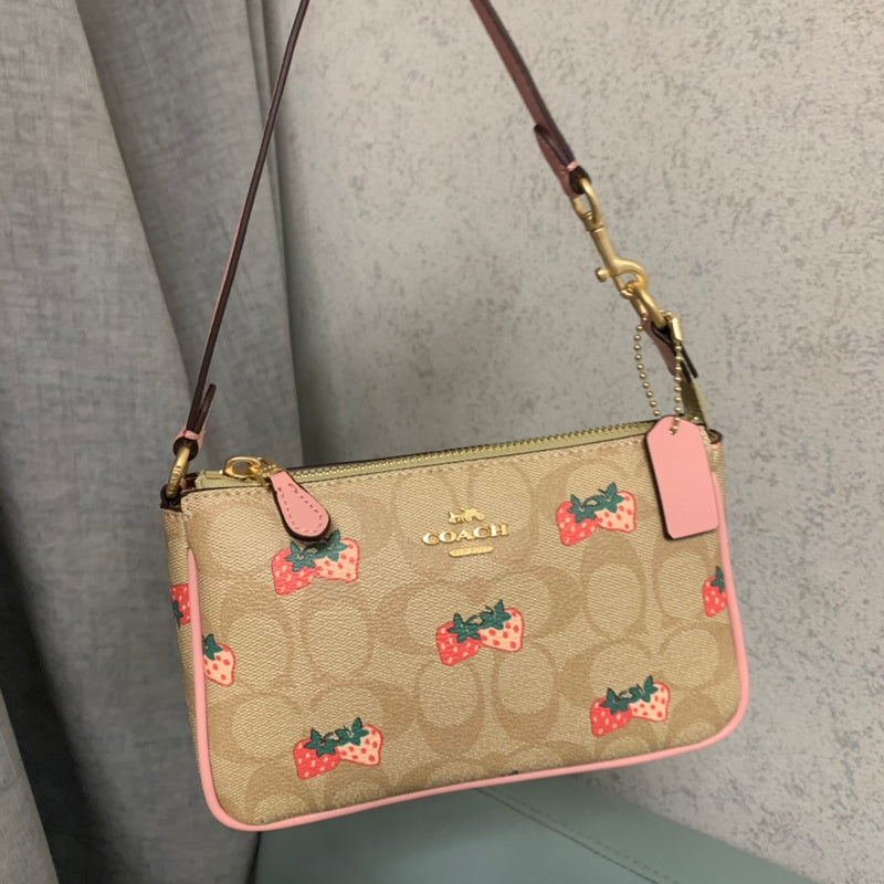COZY - CAH Bags - 389