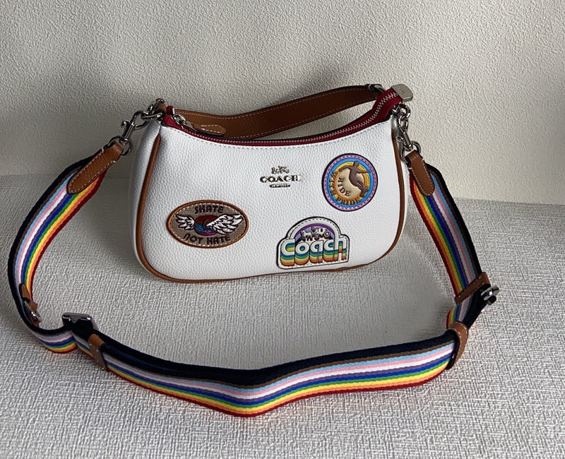 COZY - CAH Bags - 081