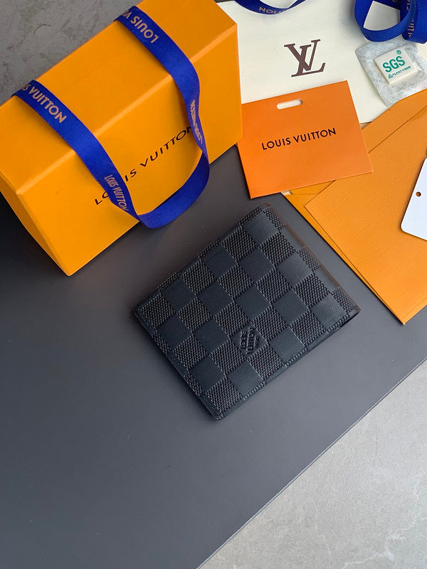 COZY - LOV Wallets - 237