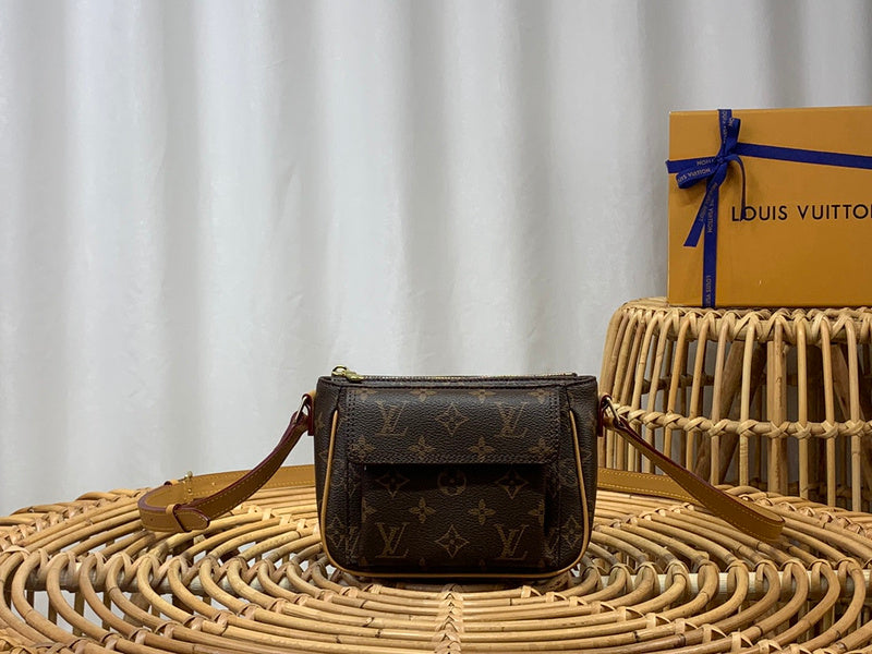 JB - LOV Lady Bags - 229