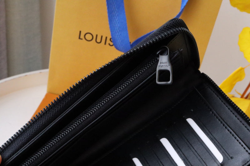 COZY - LOV Wallets - 497