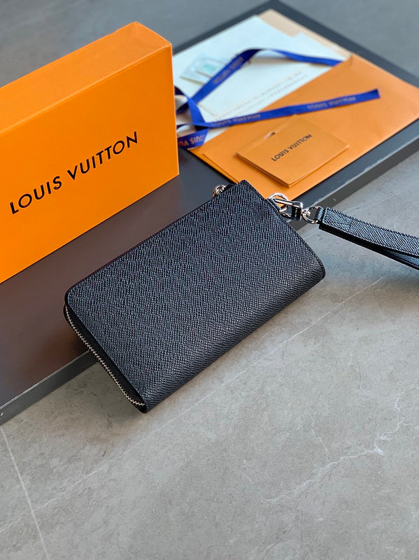 COZY - LOV Wallets - 160