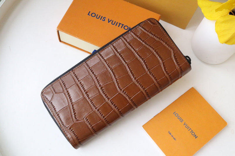 COZY - LOV Wallets - 497