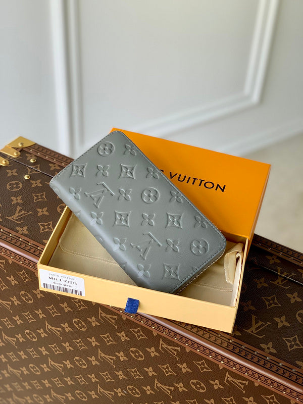 COZY - LOV Wallets - 350