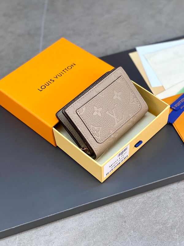 COZY - LOV Wallets - 020