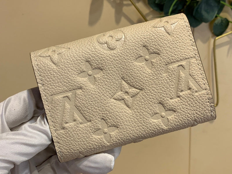 COZY - LOV Wallets - 182