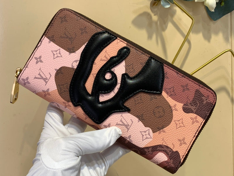 COZY - LOV Wallets - 015
