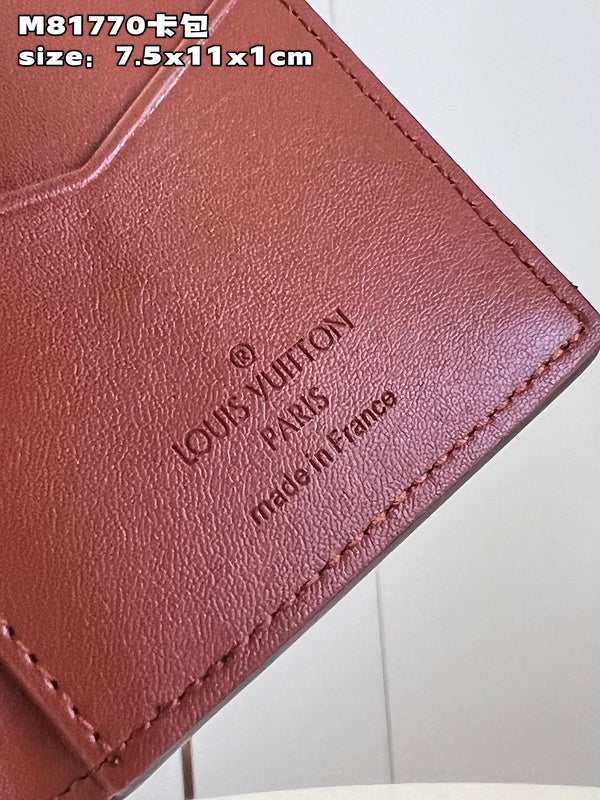 COZY - LOV Wallets - 202