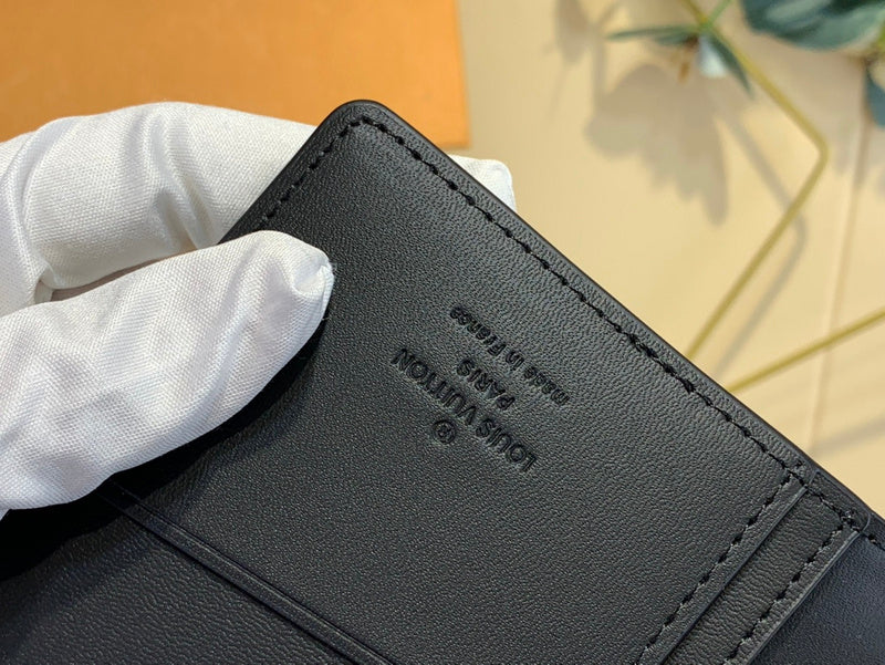 COZY - LOV Wallets - 222