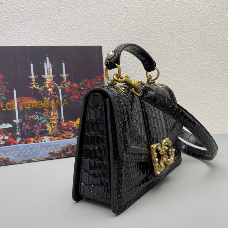 COZY - DAG Bags - 199