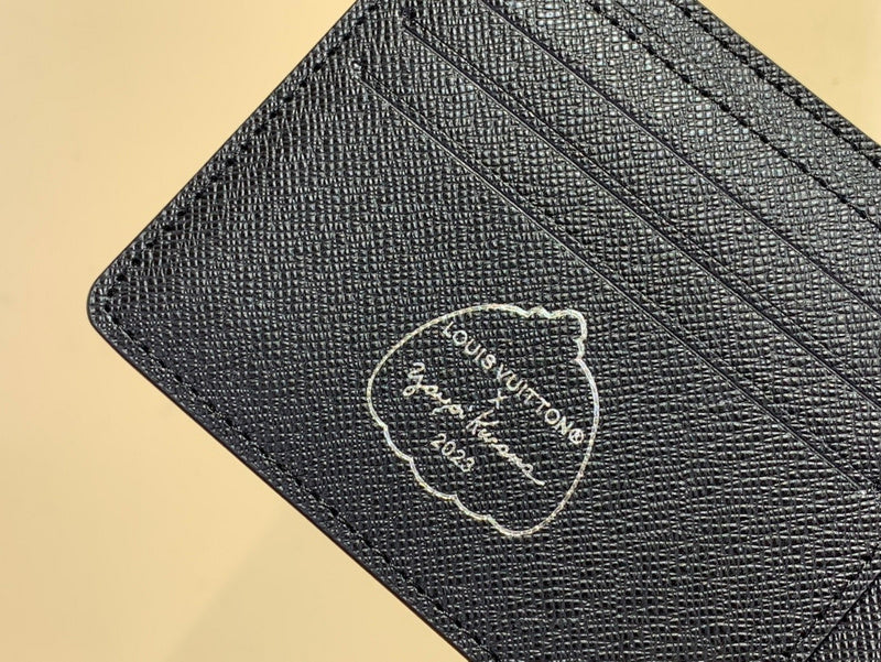 COZY - LOV Wallets - 298