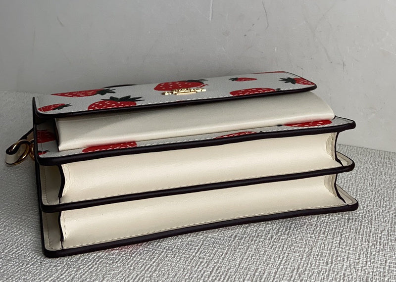 COZY - CAH Bags - 217