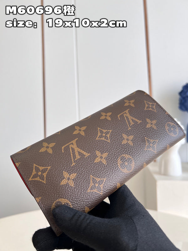 COZY - LOV Wallets - 331