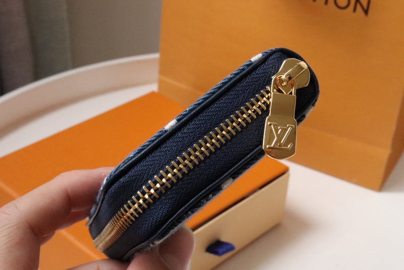 COZY BAGS - LOV Wallets - 607